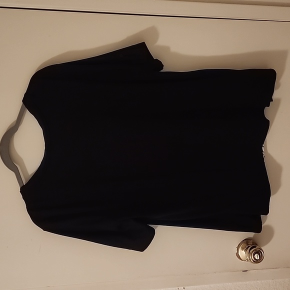 ๐ฅ๐ฅ 2 for $10 ๐ฅ๐ฅ George Woman's Shirt with Attached Cardigan - Picture 4 of 6